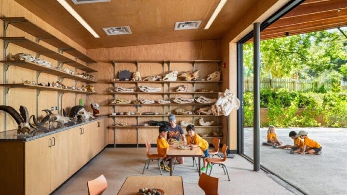 Will Smith Zoo School pavillion and indoor space