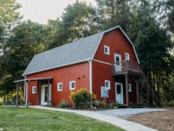 red barn